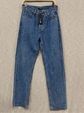 Fashion Nova Straight-Leg Jeans in Blue Wash